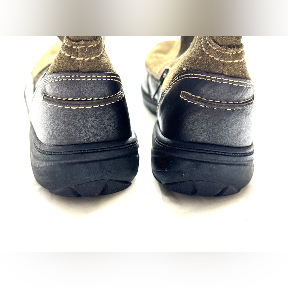 Clarks Womens 63063 Taupe-Black‎ Leather Winter  Boots Sz 7W 1012 - Picture 7 of 10